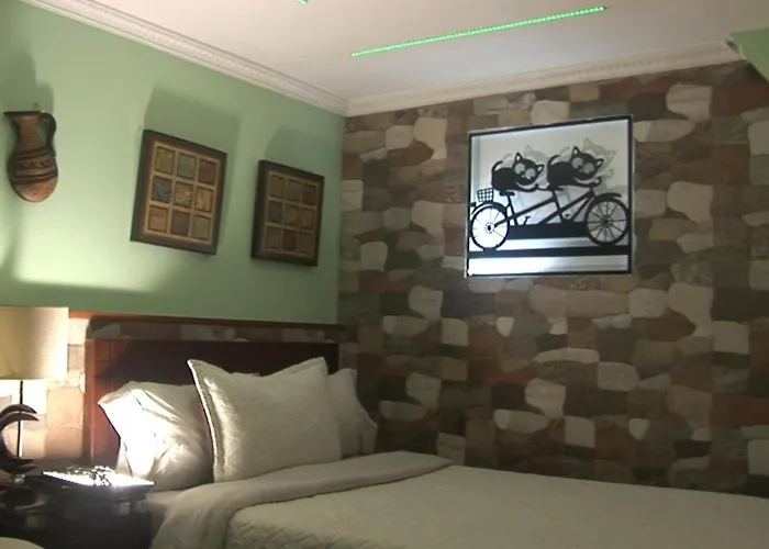 Hotel Apartasuite Normandia